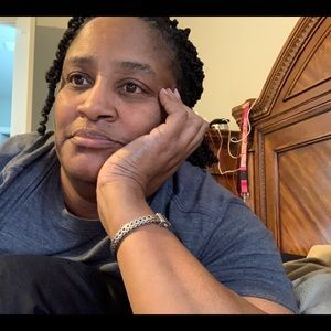 Meet your Posher, Paula